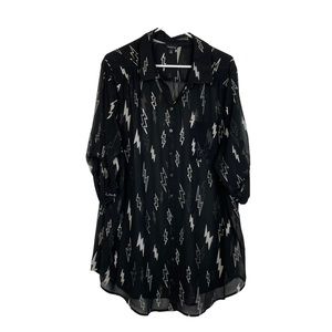 TORRID Size 2 Black & Silver Lightening Bolt Chiffon Sheer Button Tunic Top Z14